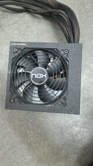 FUENTE DE ALIMENTACIÓN