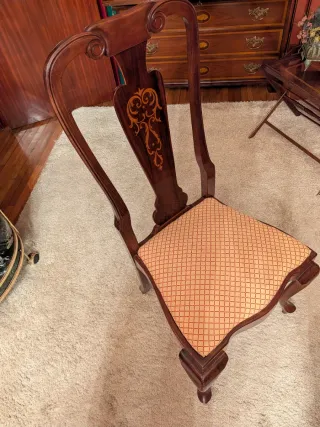 Sillas elegantes de madera con tapizado (6)