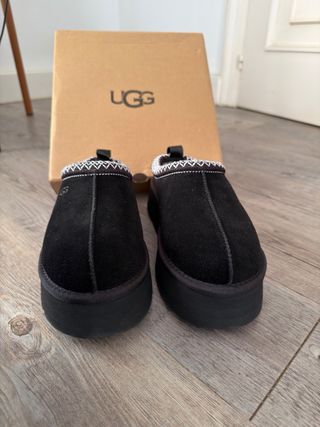 unas botas ugg casi sin uso muy buen estado