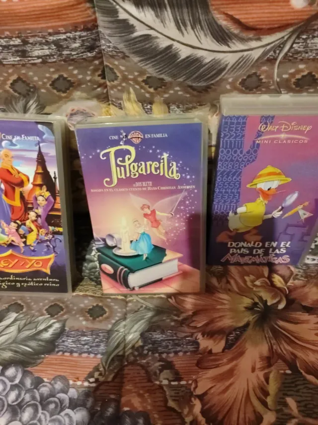 4 VHS Walt Disney y Warner Bross