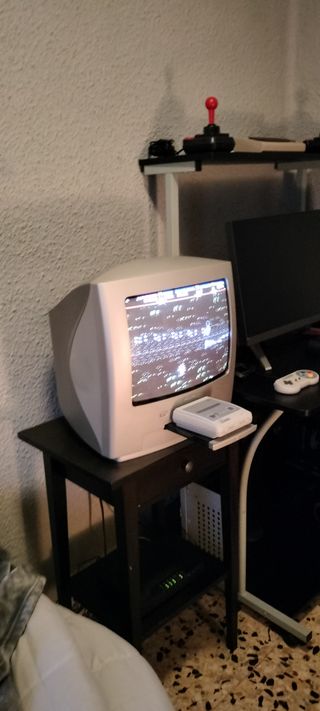 Super Nintendo Mini + TV Philips 14