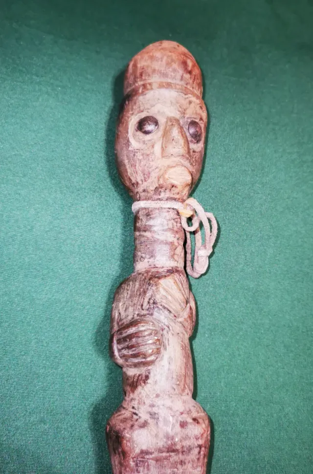 Antico scettro cerimoniale africano