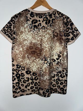 T-shirt  padrão leopardo
