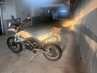 BMW G650X Challenge Enduro Moto
