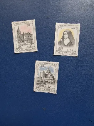 Set 3 francobolli Poste Vaticane S. Teresa