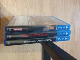 Ps4 en perfecto estado con 7 juegos y 2 mandos