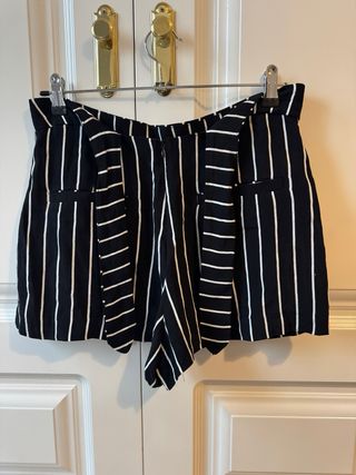 Shorts Mango de rayas blanco y negro