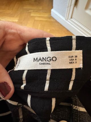 Shorts Mango de rayas blanco y negro