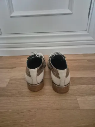 Zapatos de piel Mus&roew