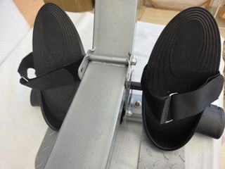 Máquina de remo para gimnasio