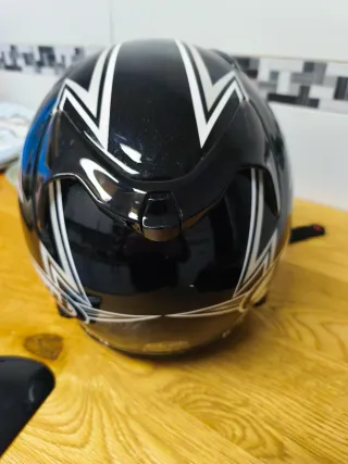 Casco arai