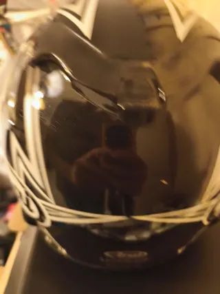 Casco arai