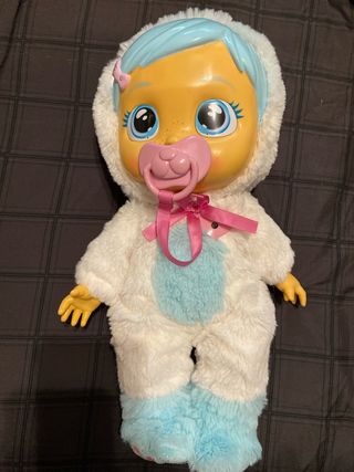 Muñeca Bebé Llorón con Pijama
