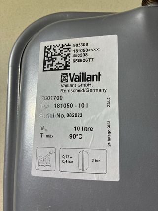 Vaso Expansión Vaillant referencia 181051