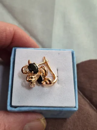 Pendientes Vintage Circonita Negra Chapado Oro