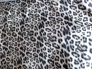 Tela viscosa algodón estampado animal print