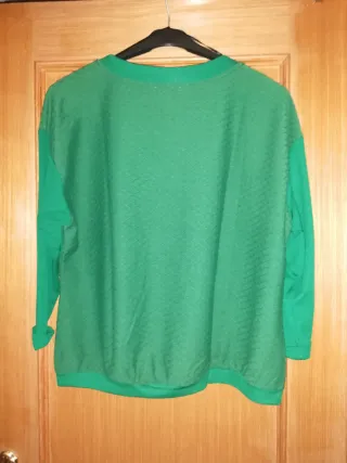 Suéter verde talla L Trucco