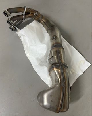 Escape Yamaha XSR900 Nuevo