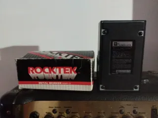 Pedal Distorsión Rocktek Metal Worker MWR-01