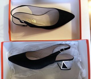 Zapatos de salón de mujer talla 38.
