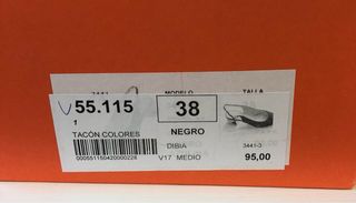 Zapatos de salón de mujer talla 38.