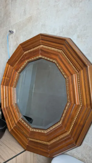 Espejo octogonal madera y dorado. Estilo Japandi