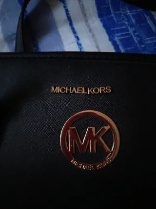Bolso marca mikael kors