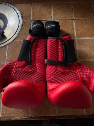 Guantes de boxeo Outshock 8oz