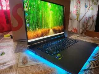 Portátil ASUS ROG STRIX G Negro