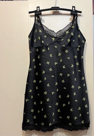 Vestito nero con farfalle