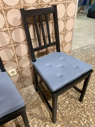 Conjunto mesa y sillas