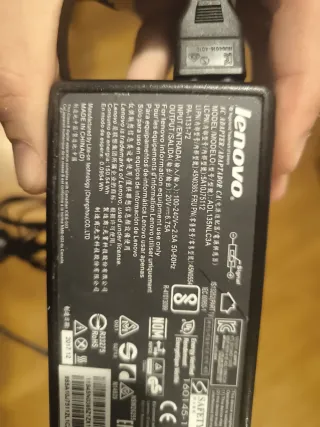 Cargador Lenovo