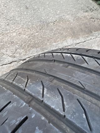 Continental 245/40 R19 Neumático