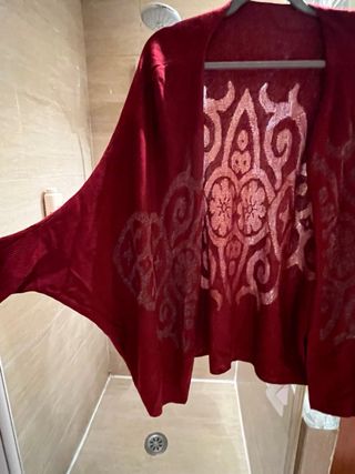 Rebecon burdeos con hilo de plata