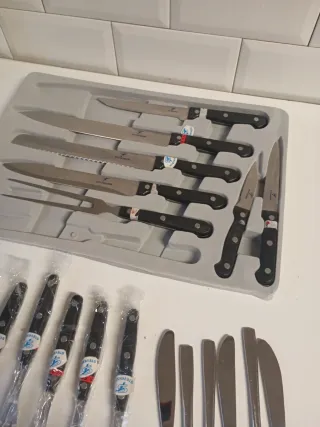 Lote cubiertos y cuchillos