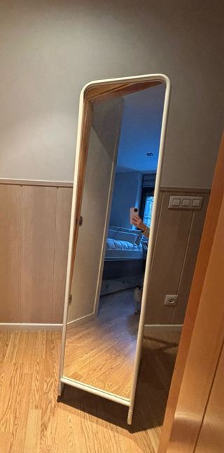 Specchio da terra KNAPPER IKEA bianco