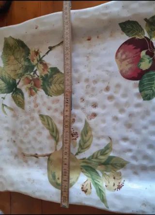 Vassoio Excelsa in ceramica dipinto a mano  Misure