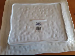 Vassoio Excelsa in ceramica dipinto a mano  Misure