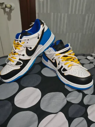 Nike dunk low x off nuove n43 prezzo trattabile