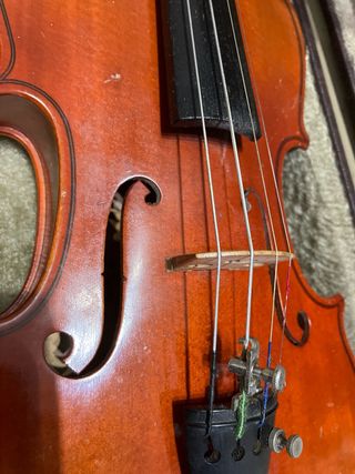 Violín Suzuki 1/4 con funda y arco