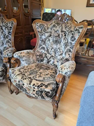 Tresillo y 2 butacas clásicas estilo Luis XV