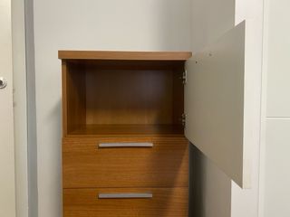 Comoda 5 cajones blanco/madera tiradores metálicos