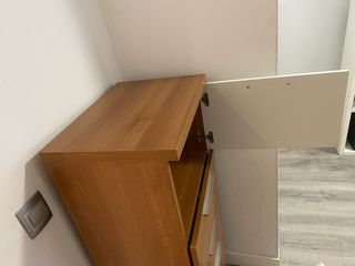 Comoda 5 cajones blanco/madera tiradores metálicos