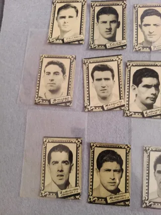 13 cromos Fútbol Liga 59-60
