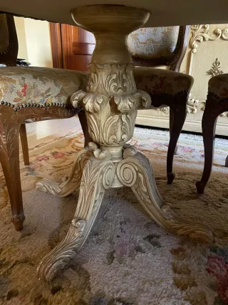 Mesa de comedor clasica