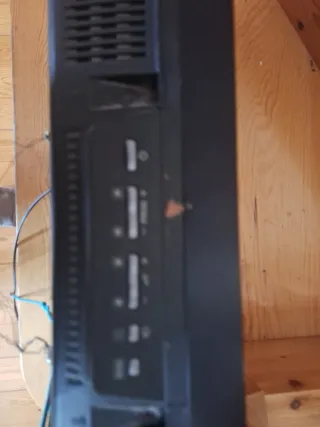 Televisor Sony Bravia 40 TDT + Cables