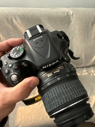 Cámara Nikon D5200 + Accesorios