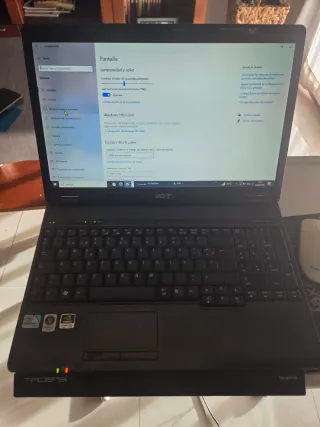 Ordenador portatil ACER se entrega restaurado.