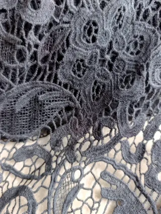 Tela bordada calado guipur