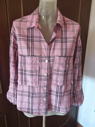 Camicia rosa tg. XS oversize. Bershka